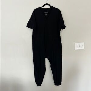 Black Women's Jumpsuit FITS LIKE A 2X
